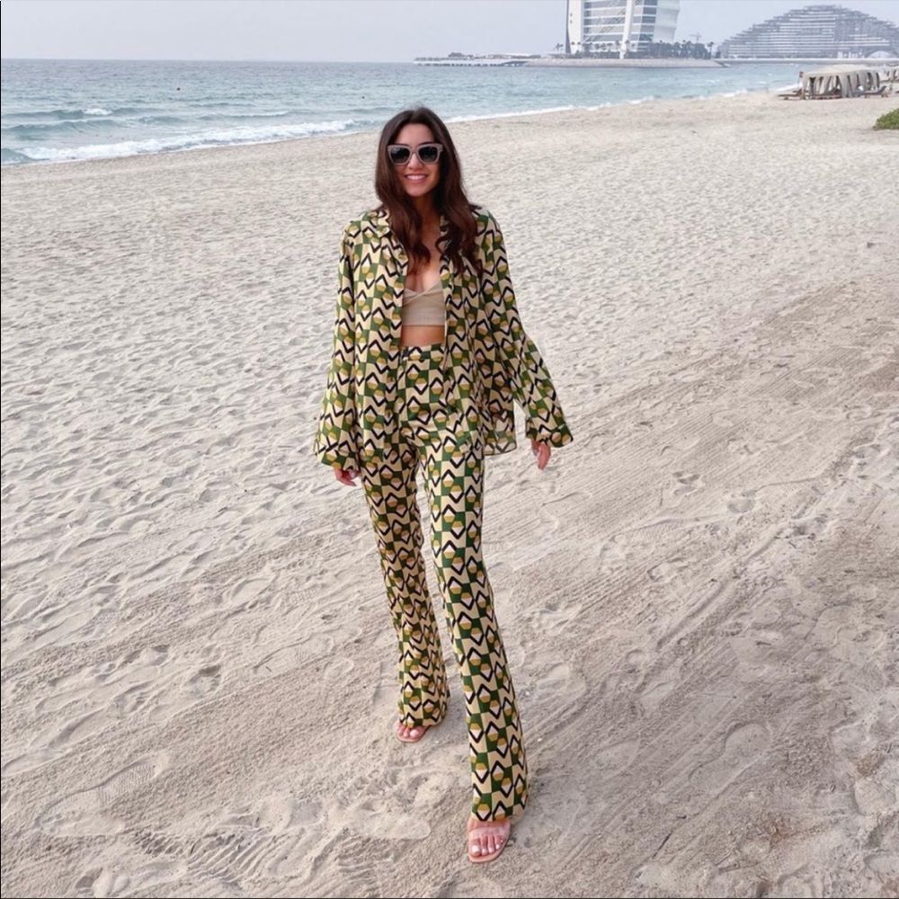 ZARA PRINTED PANTS